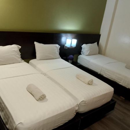 Makati Boutique Hotel Near Naia Airport Terminal 3 Edsa Pasay Cbd Μακάτι Εξωτερικό φωτογραφία