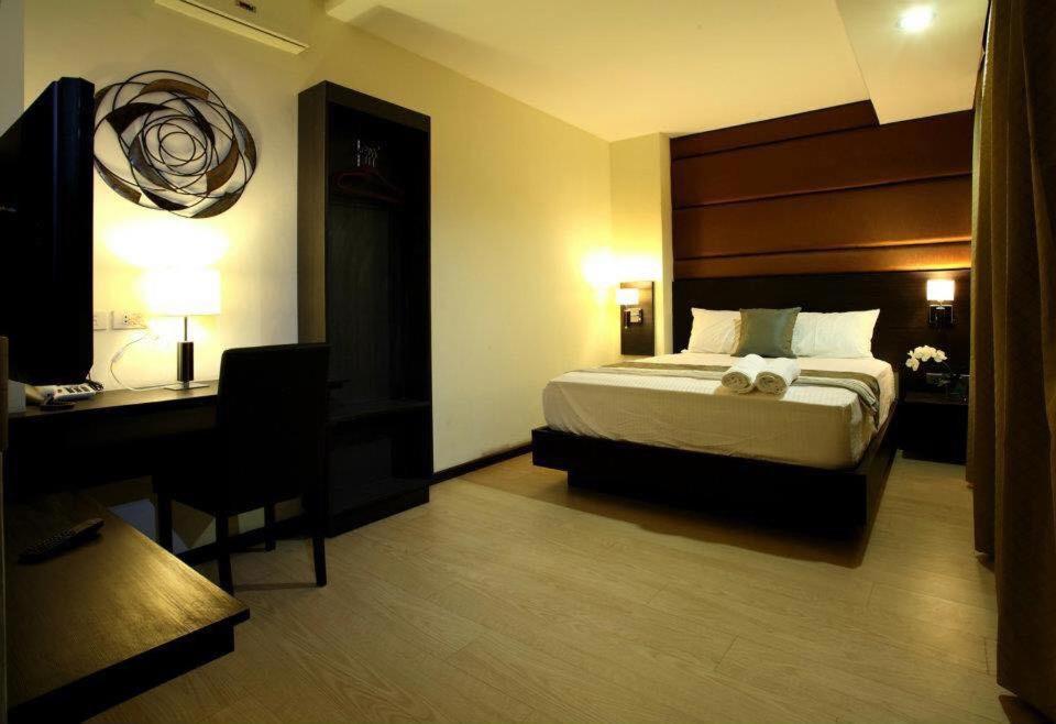 Makati Boutique Hotel Near Naia Airport Terminal 3 Edsa Pasay Cbd Μακάτι Εξωτερικό φωτογραφία