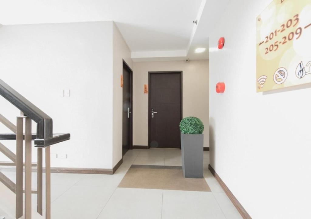 Makati Boutique Hotel Near Naia Airport Terminal 3 Edsa Pasay Cbd Μακάτι Εξωτερικό φωτογραφία