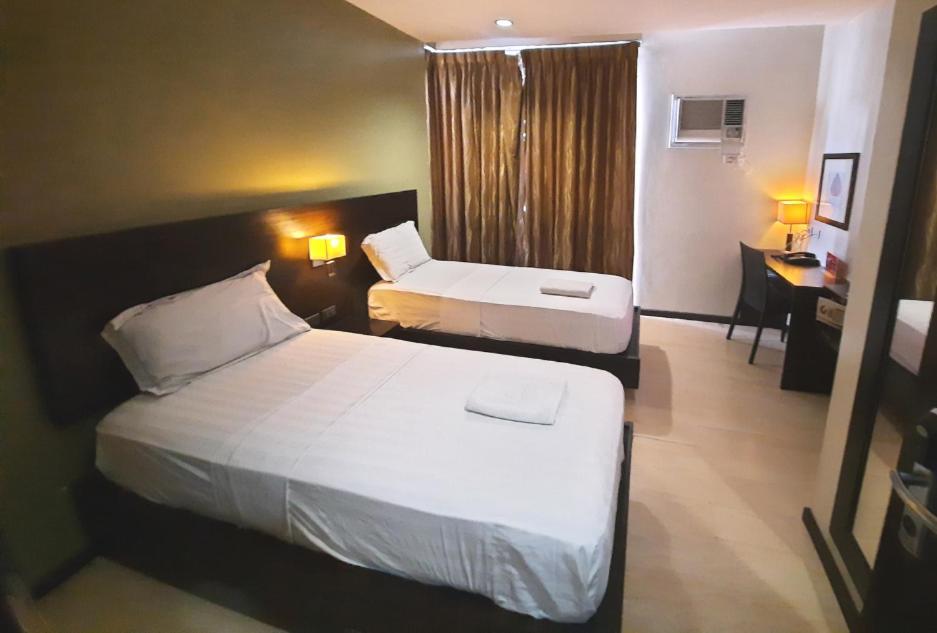 Makati Boutique Hotel Near Naia Airport Terminal 3 Edsa Pasay Cbd Μακάτι Εξωτερικό φωτογραφία